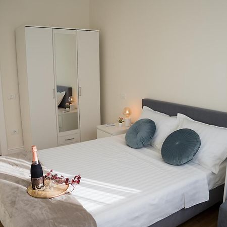Azaleea Apartments Бухарест Экстерьер фото